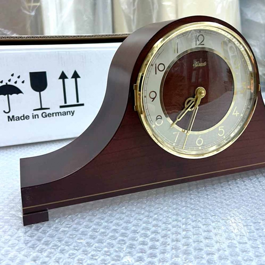Настольные кварцевые часы с боем и мелодией Hermle 2114-30-092 