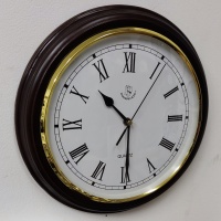 Деревянные настенные часы Woodpecker 7190N (09)
