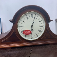 Настольные часы Howard Miller 635-107