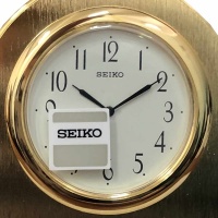 Настольные часы-будильник Seiko QHG041G